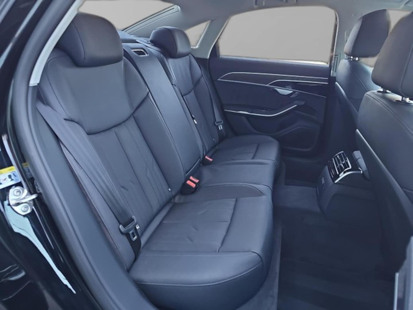 Bild über Audi A8 50 TDI quattro tiptronic - für weitere Informationen kontaktieren Sie den Audi Partner