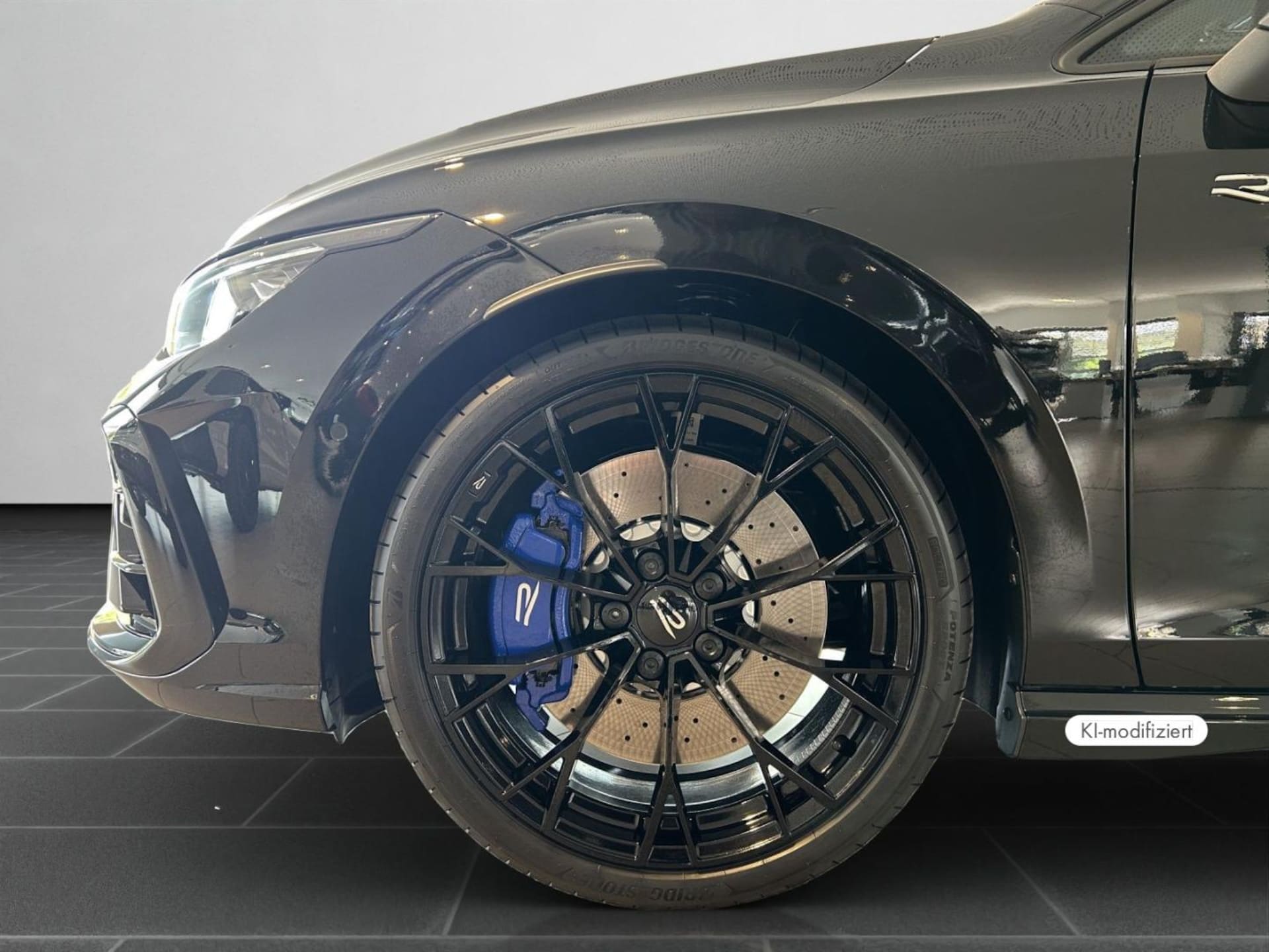 Volkswagen Golf Variant R