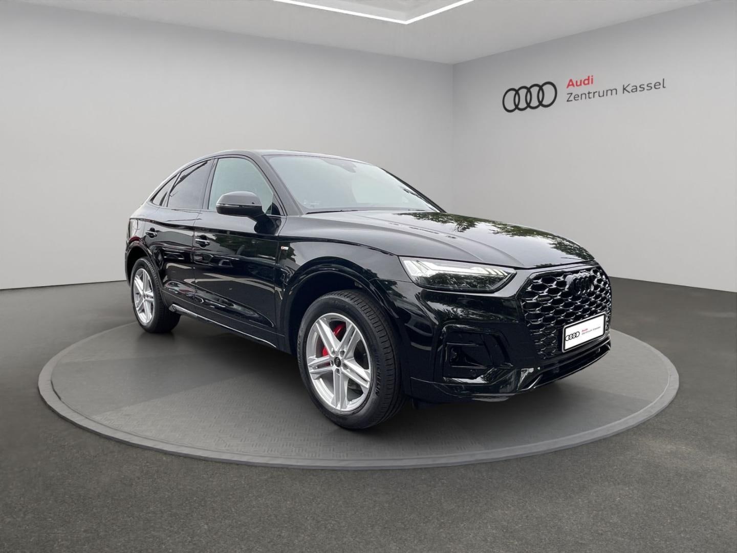 Bild über Audi Q5 Sportback 40 TFSI quattro S tronic - für weitere Informationen kontaktieren Sie den Audi Partner