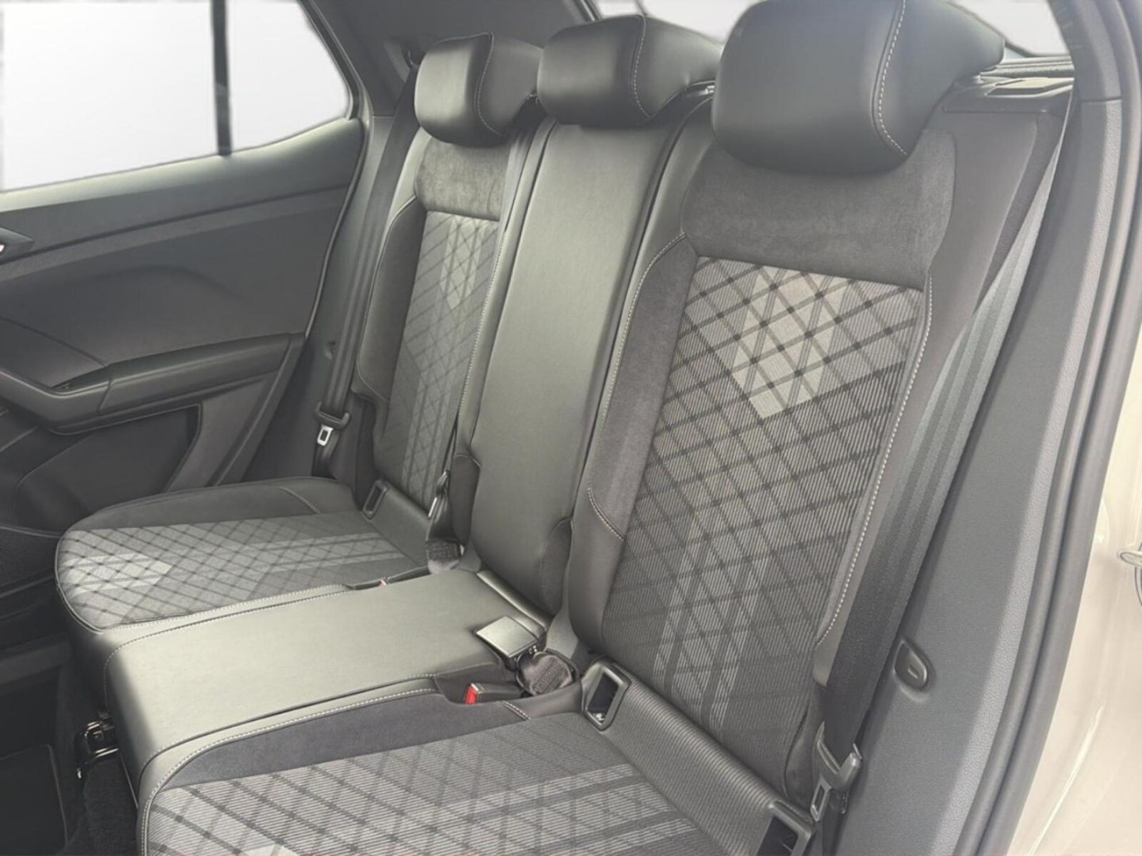 Volkswagen T-Cross – Bild 9
