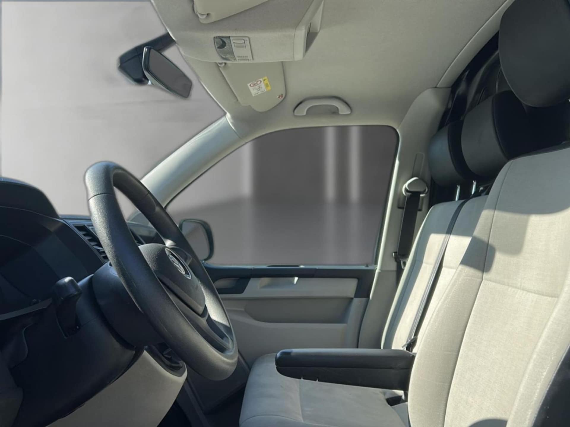 Volkswagen T6 Transporter Kasten langer Radstand