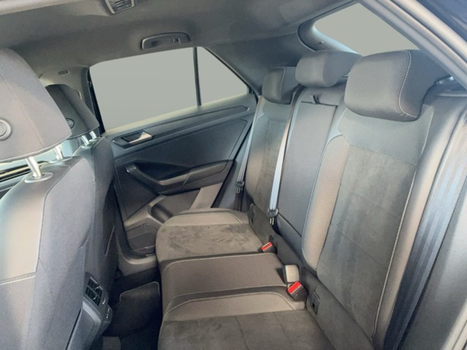 Volkswagen T-Roc – Bild 13
