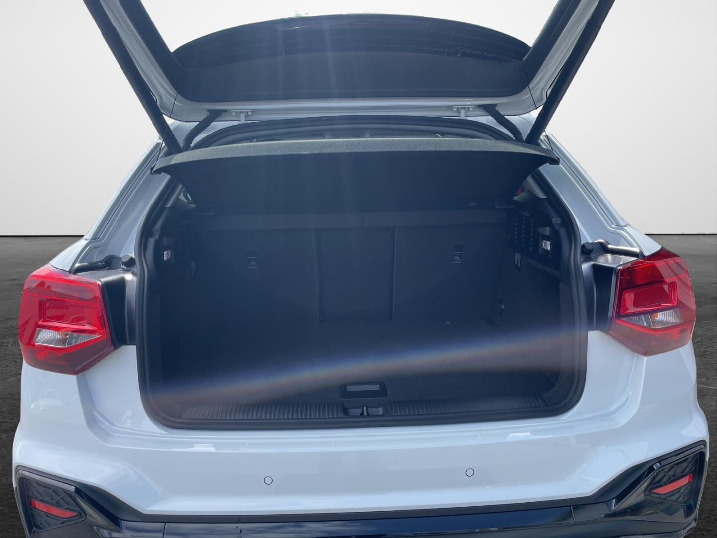 Bild über Audi Q2 S line 35 TFSI S tronic - für weitere Informationen kontaktieren Sie den Audi Partner