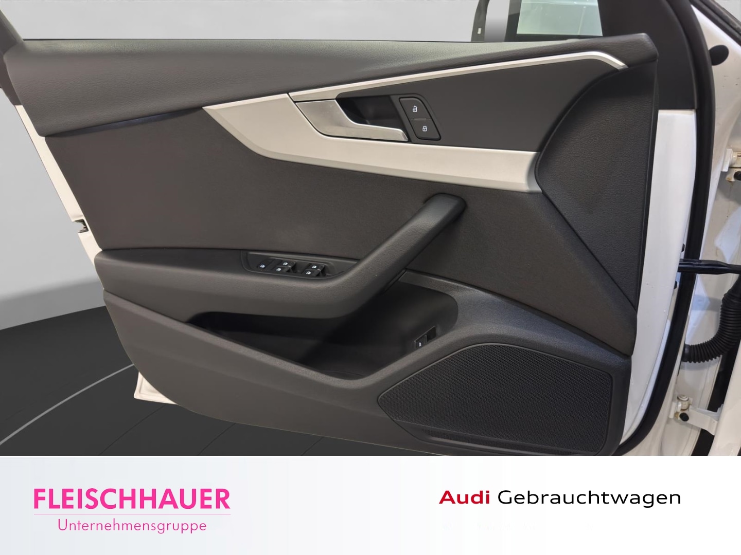 Bild über Audi A4 Avant S line 40 TFSI S tronic - für weitere Informationen kontaktieren Sie den Audi Partner