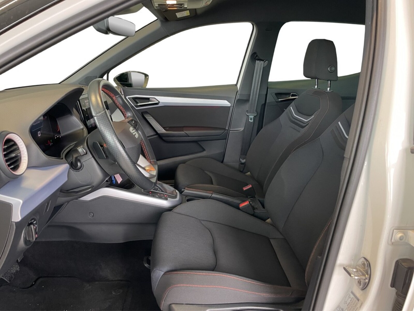 SEAT Arona – Bild 9