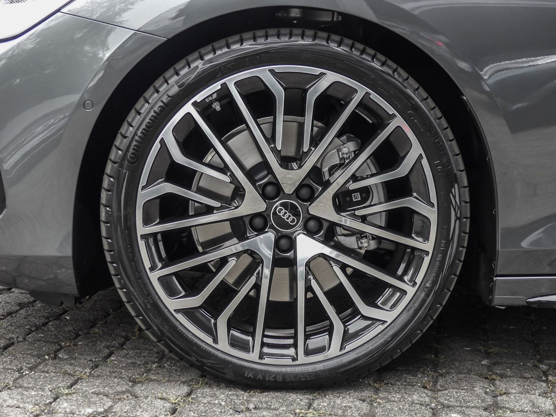 Audi A6 Avant edition one