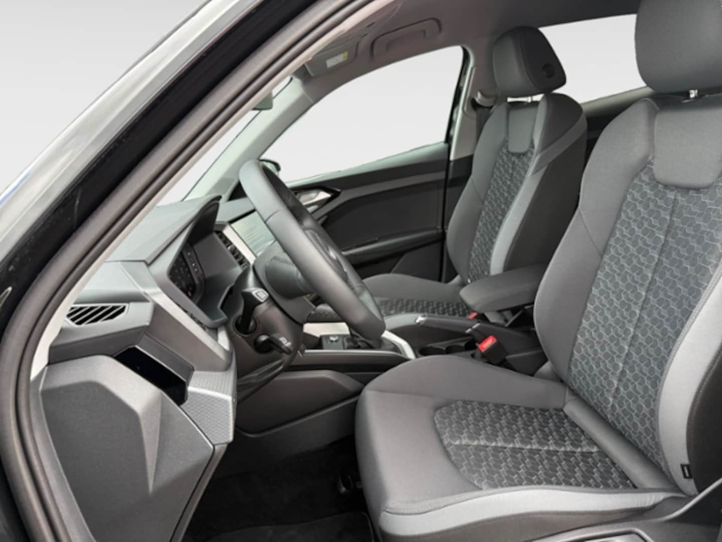 Bild über Audi A1 Sportback advanced 30 TFSI S tronic - für weitere Informationen kontaktieren Sie den Audi Partner