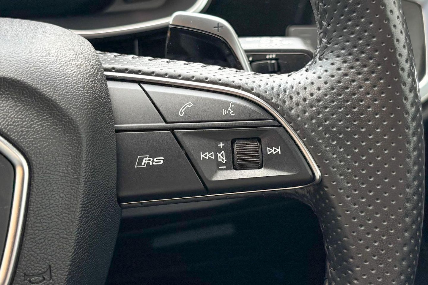 Image about Audi RS Q3 TFSI quattro S tronic