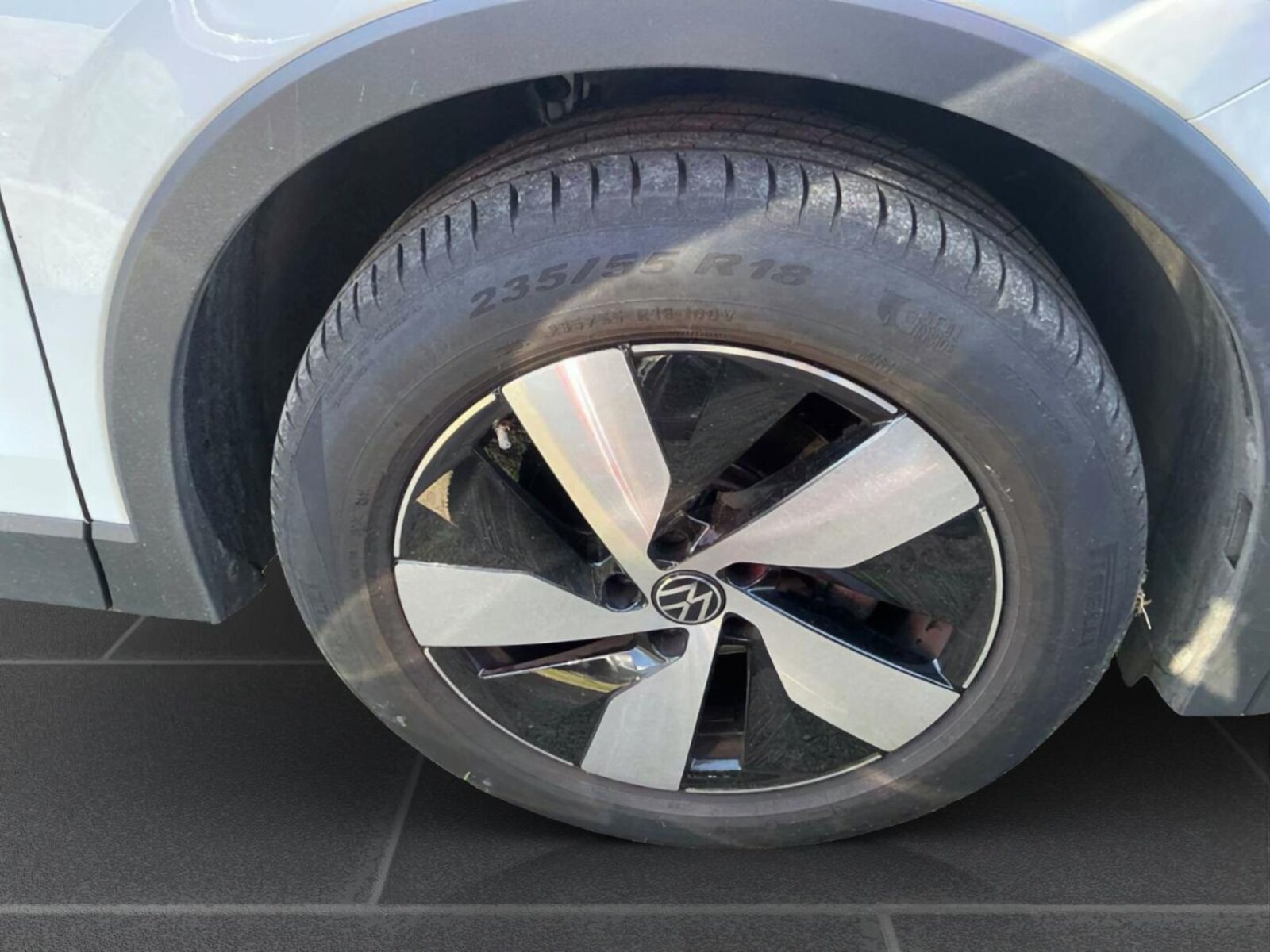 Volkswagen Tiguan – Bild 6