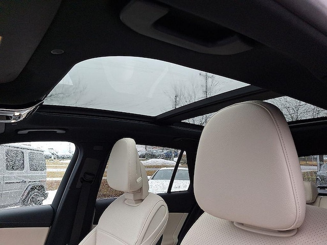 2023 Mercedes-Benz GLC GLC 300 - Photo 17