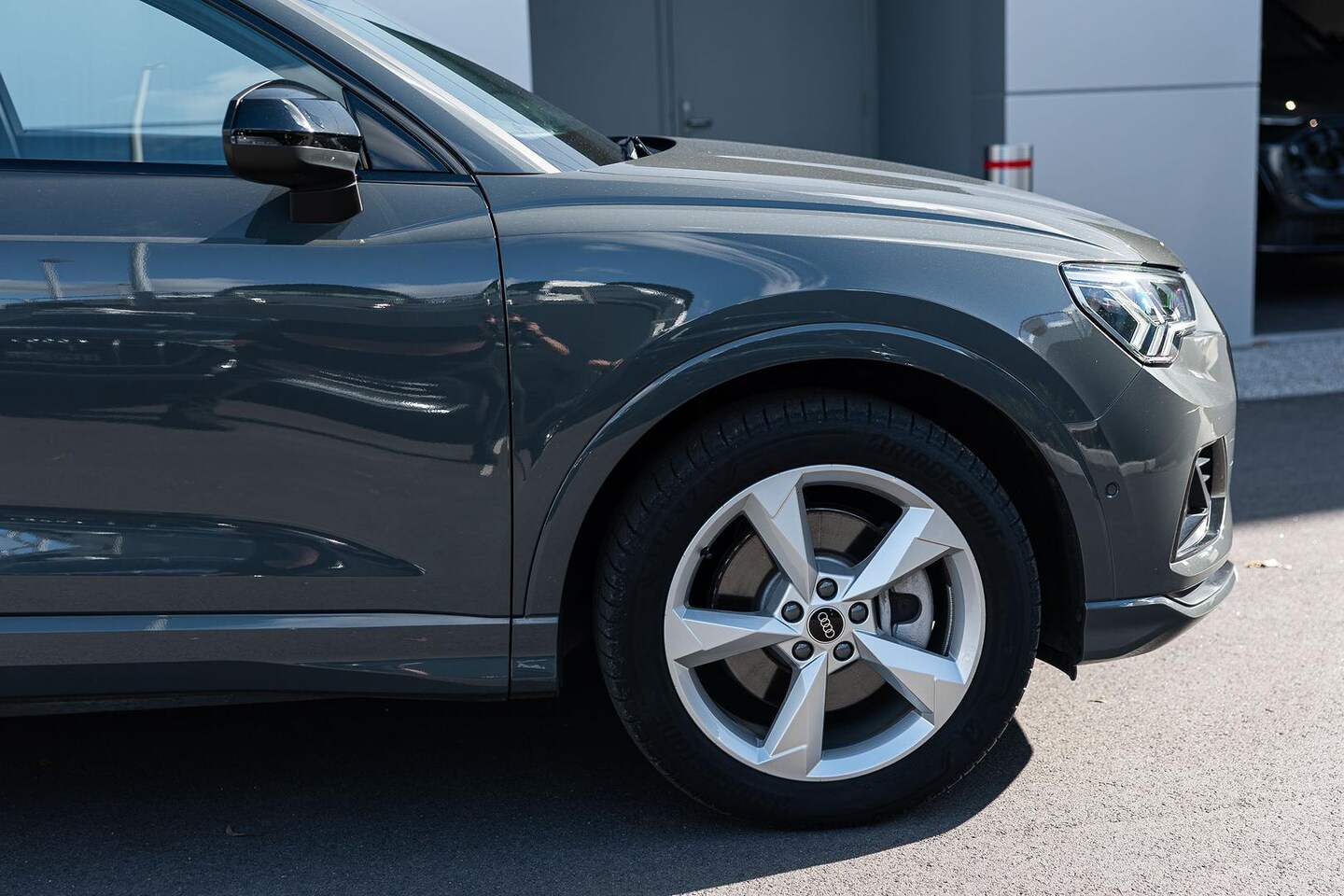 Image about Audi Q3 40 TFSI quattro S tronic