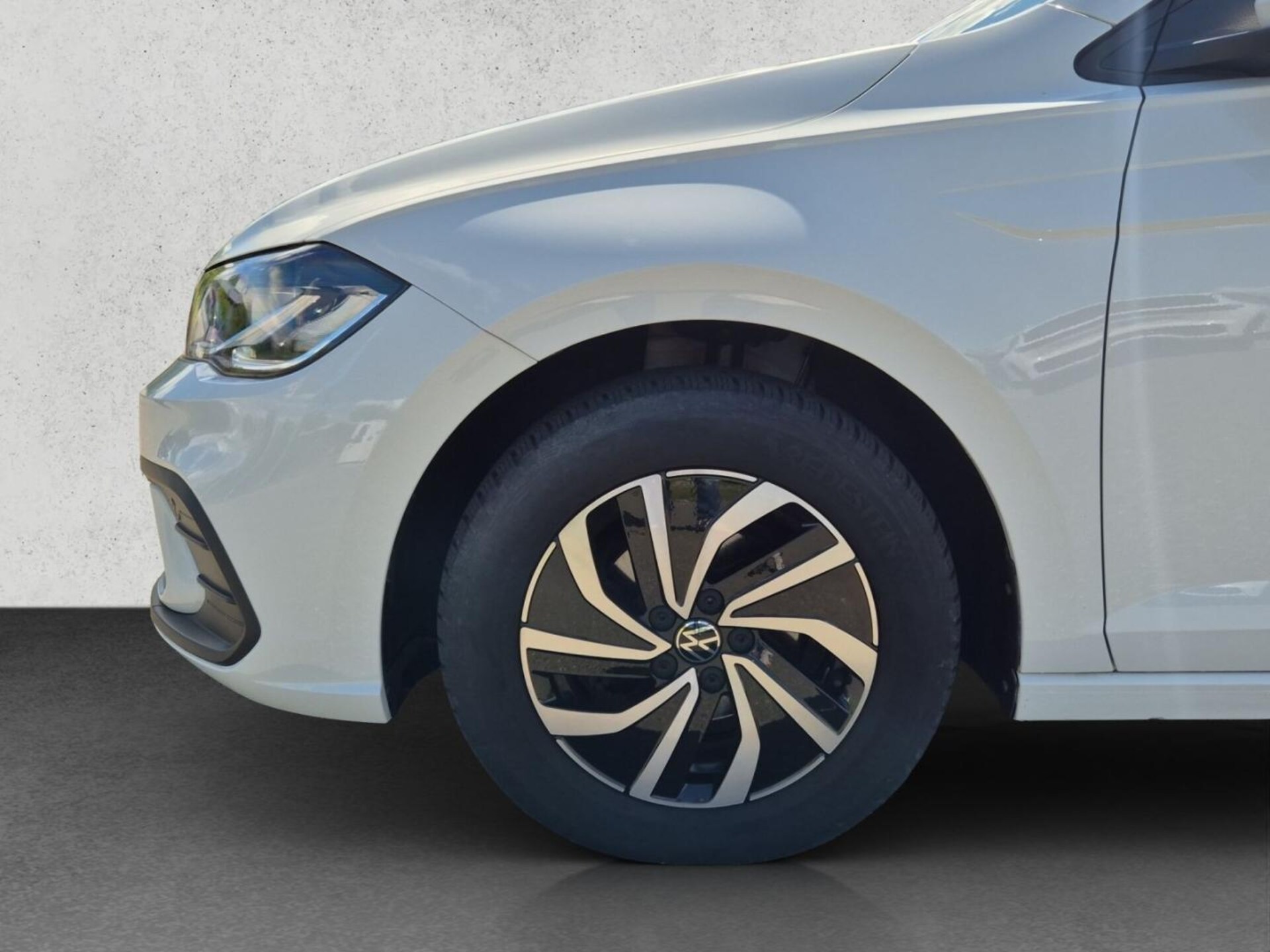 Volkswagen Polo Basis-Modell