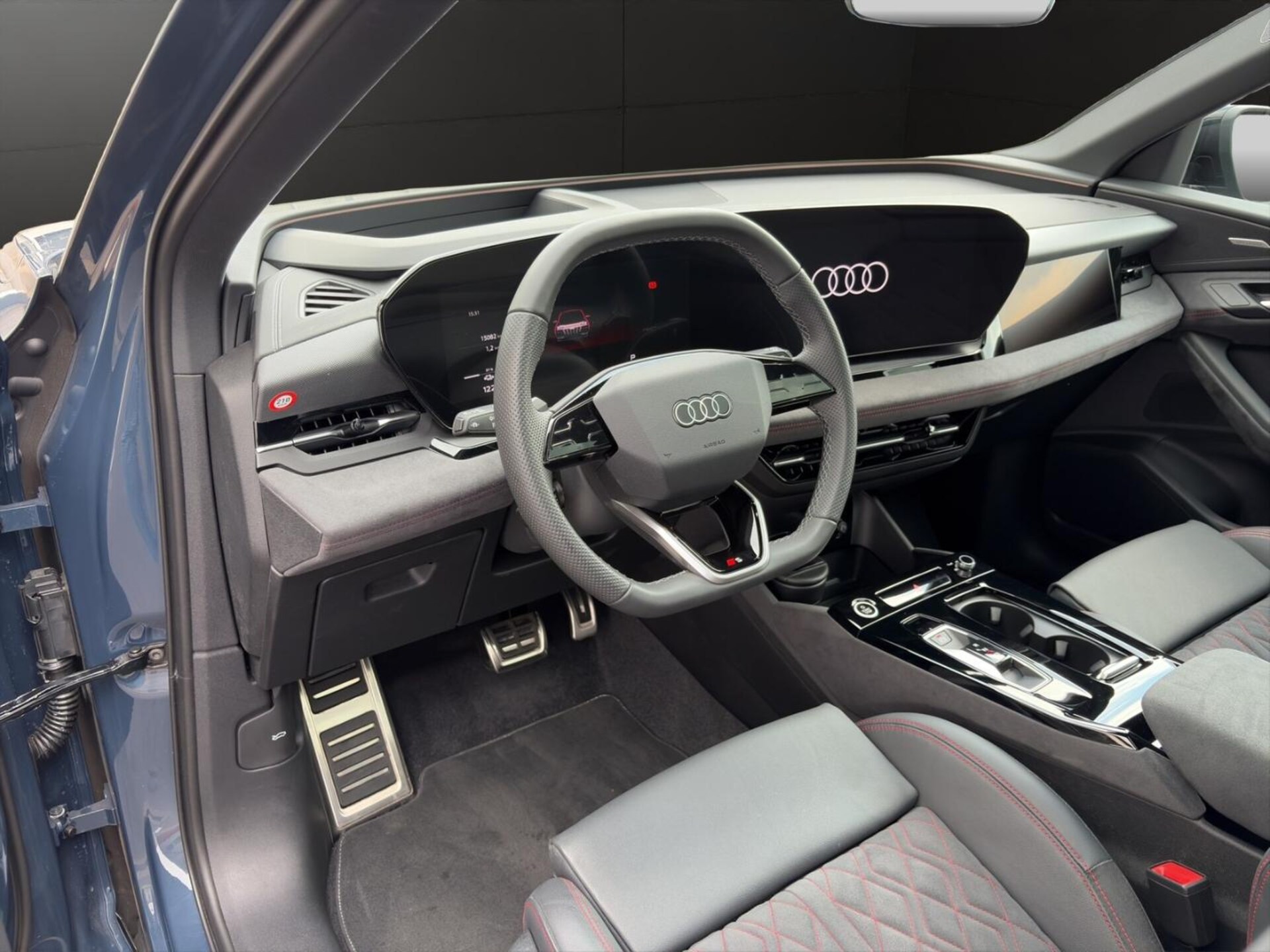 Audi Q6 SUV e-tron