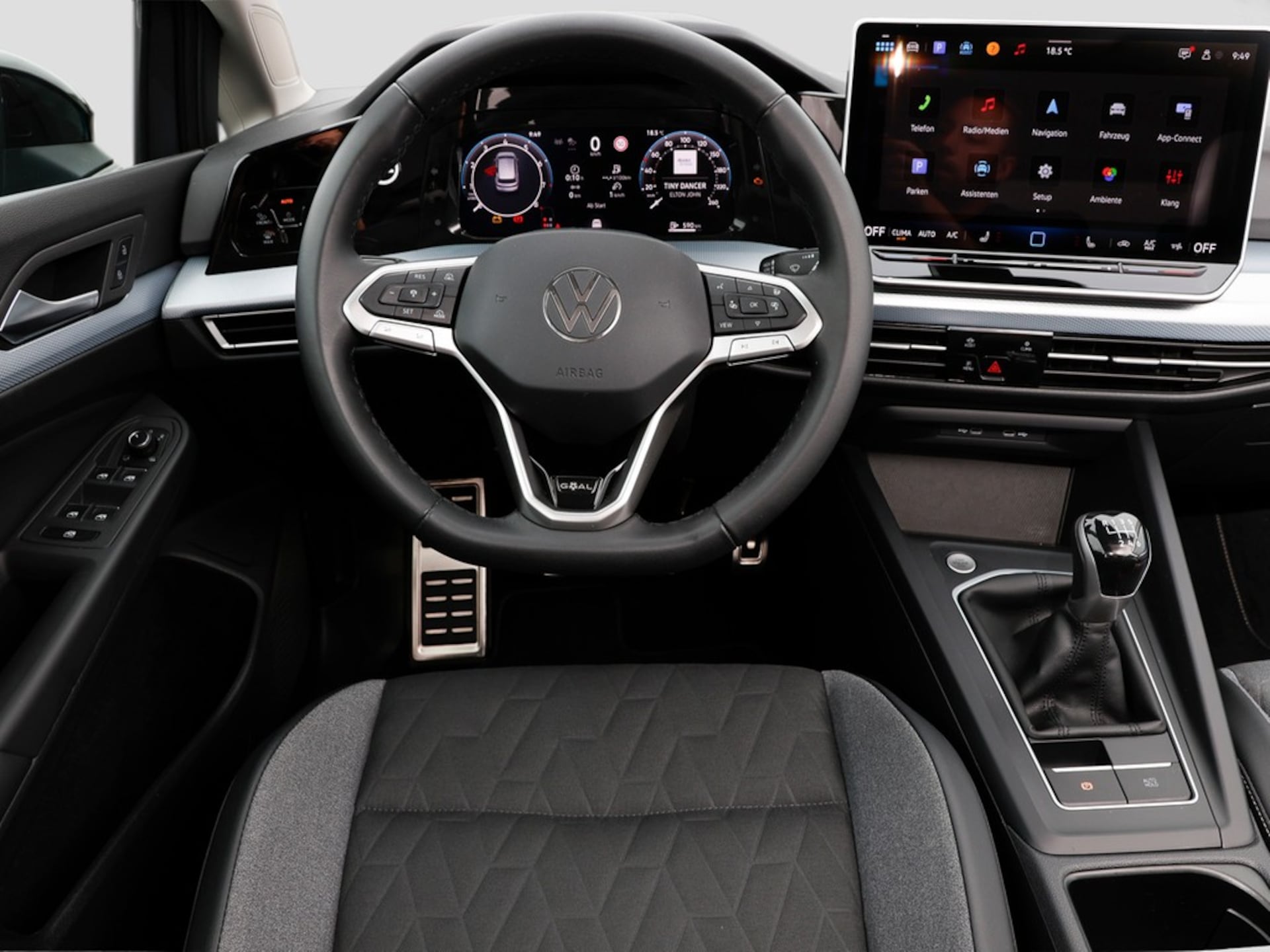 Volkswagen Golf Life
