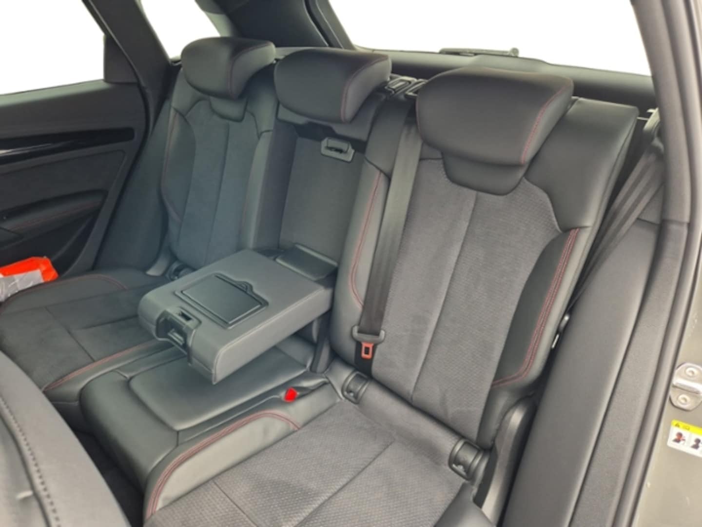 Bild über Audi Q5 50 TDI quattro tiptronic - für weitere Informationen kontaktieren Sie den Audi Partner