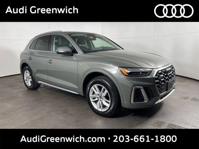 2023 Audi Q5 45 Premium's photo