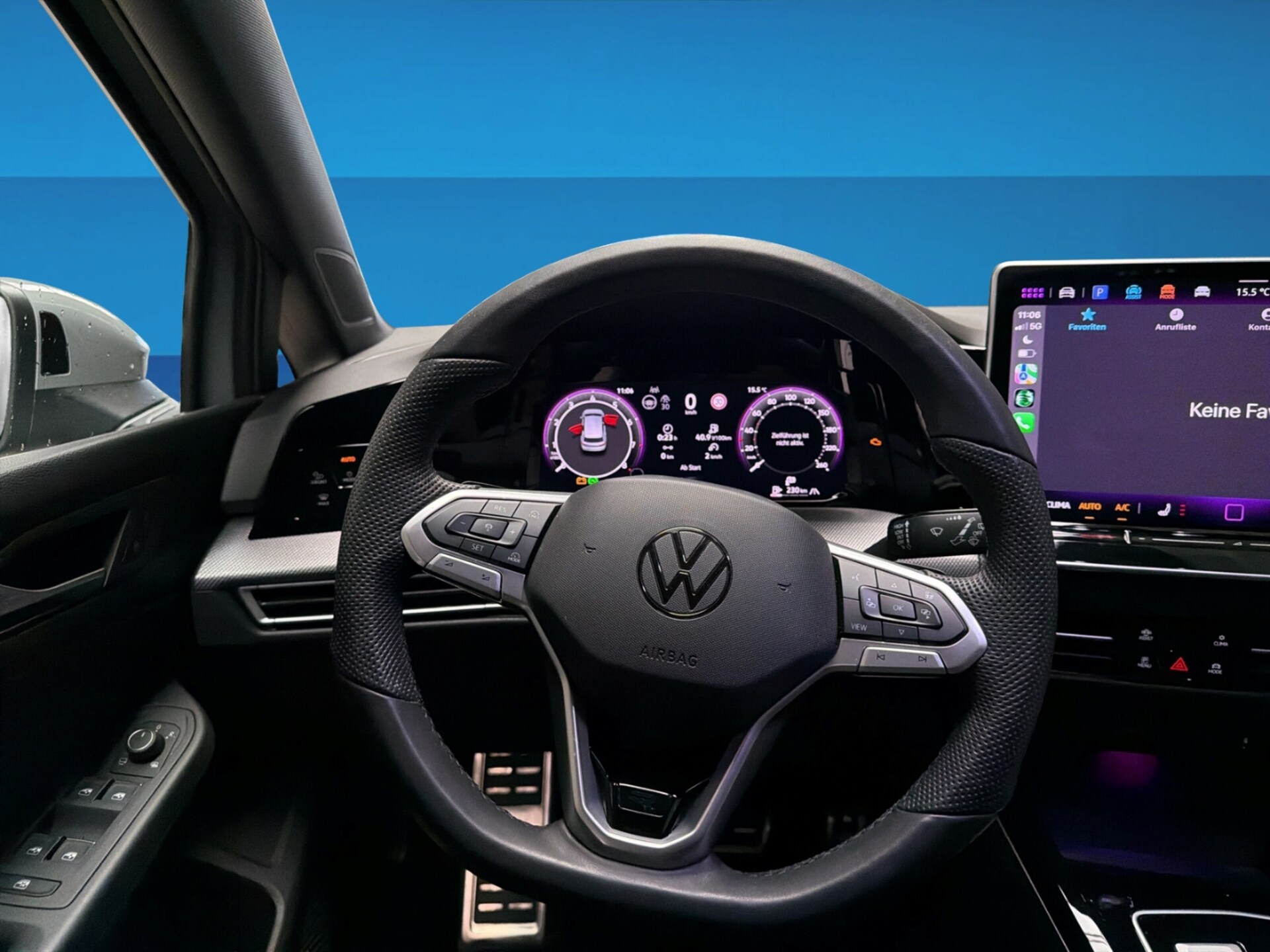 Volkswagen Golf R-Line