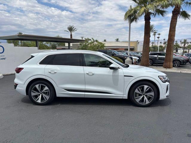 2024 Audi Q8 e-tron