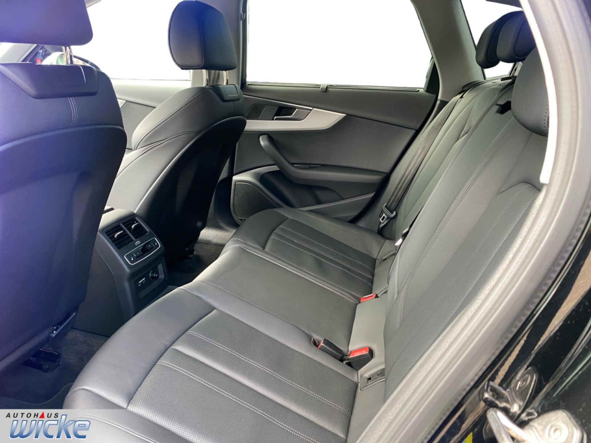 Audi A4 Avant Advanced