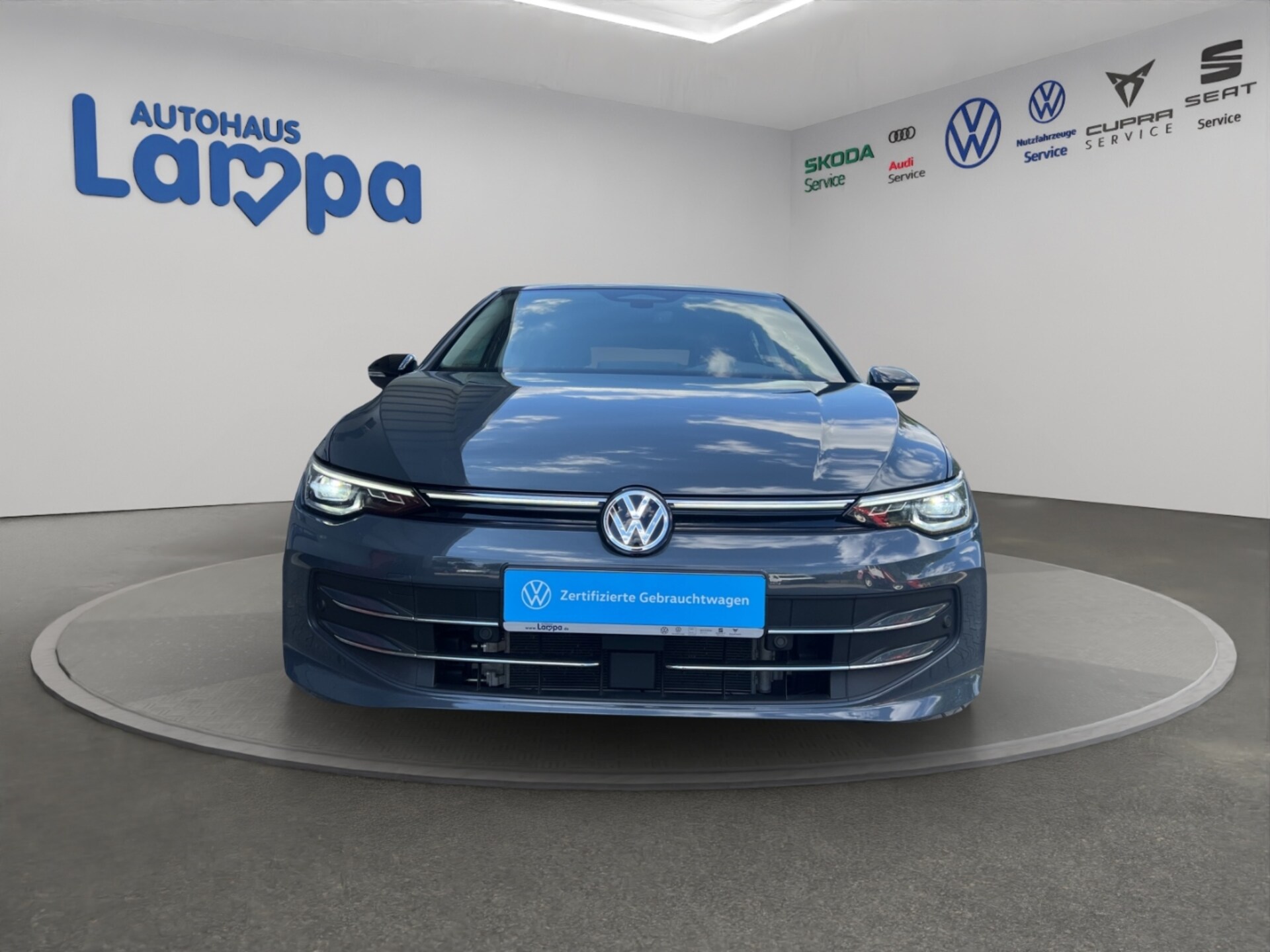 Volkswagen Golf Life