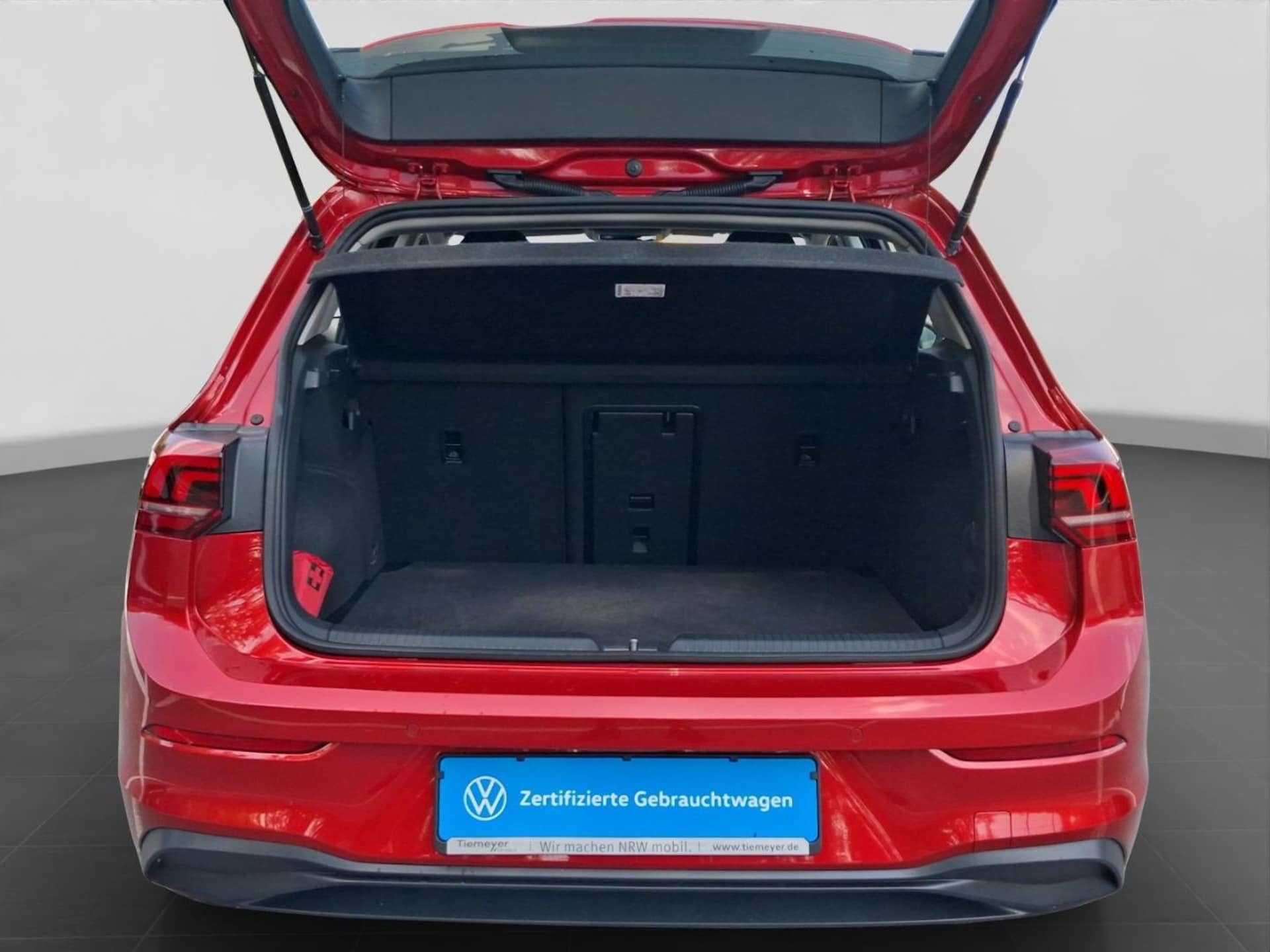 Volkswagen Golf Life