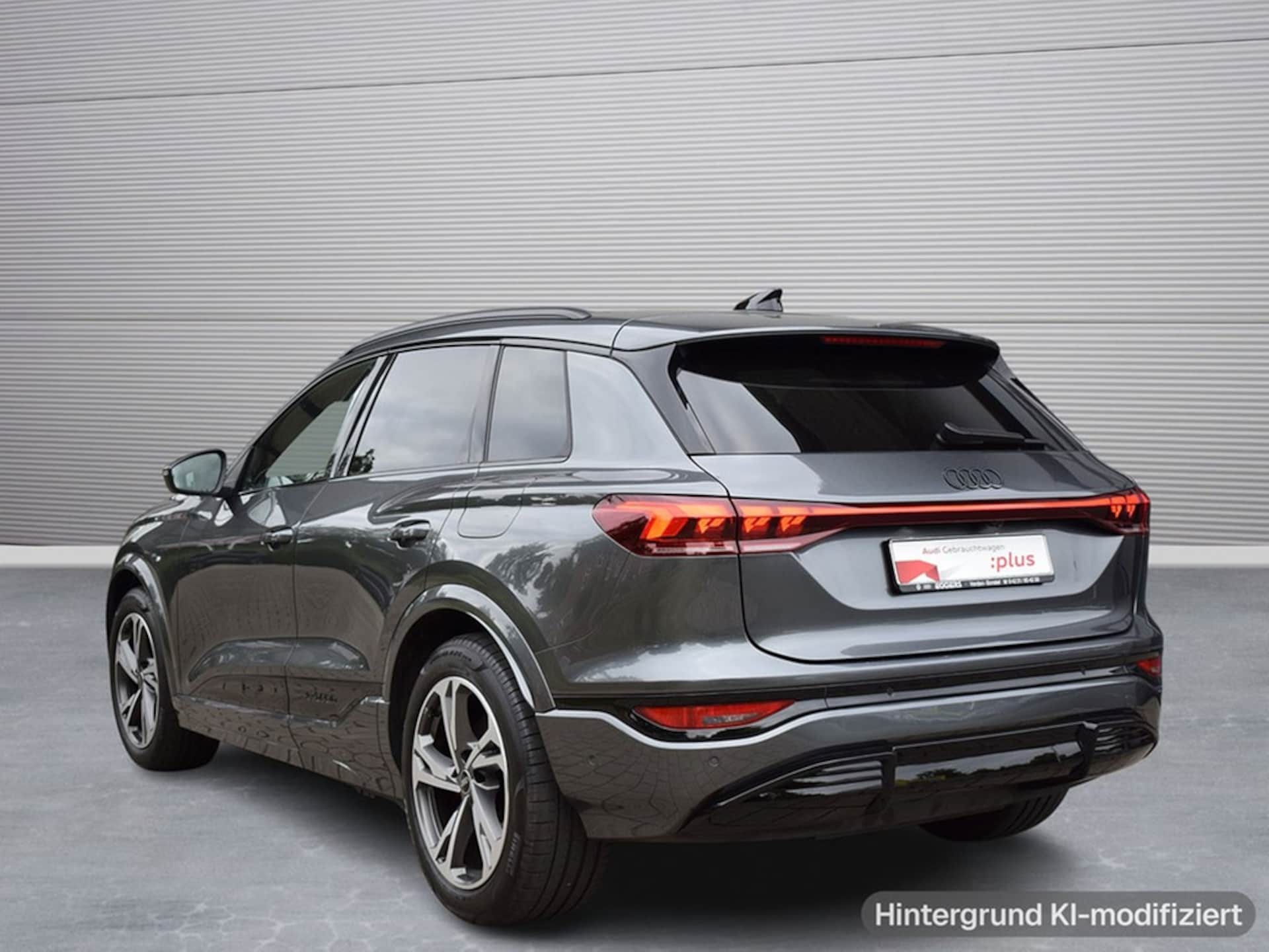 Audi SQ6 SUV e-tron