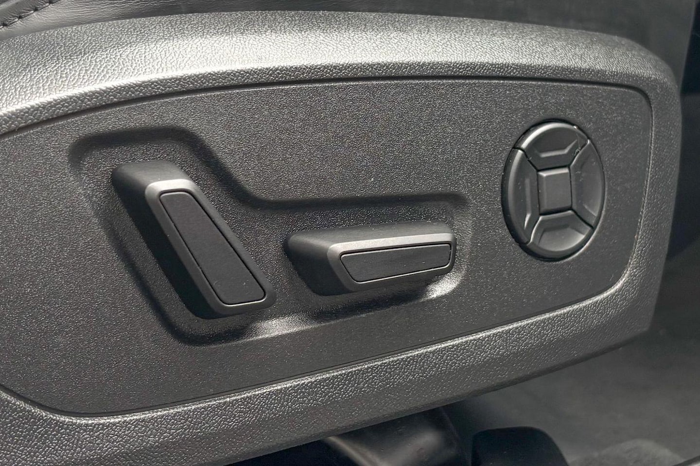 Image about Audi RS Q3 TFSI quattro S tronic