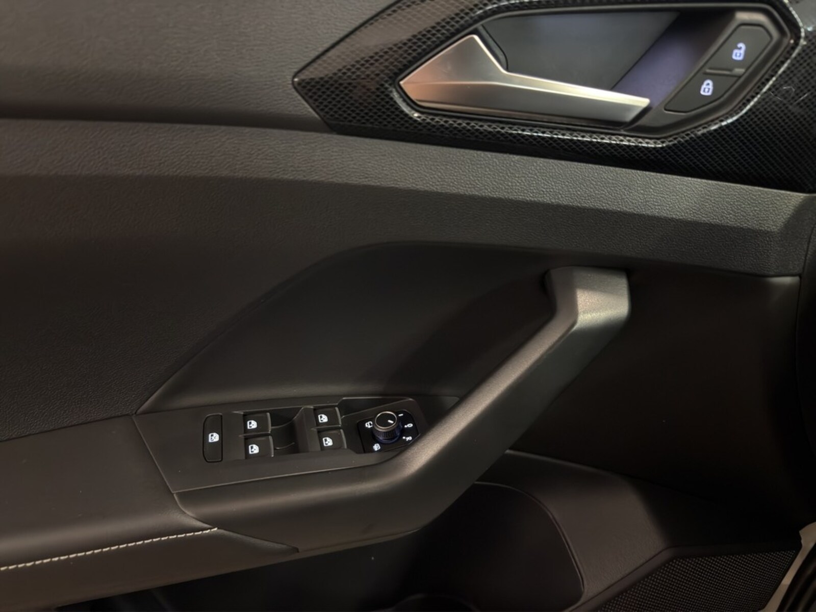 Volkswagen T-Cross – Bild 10