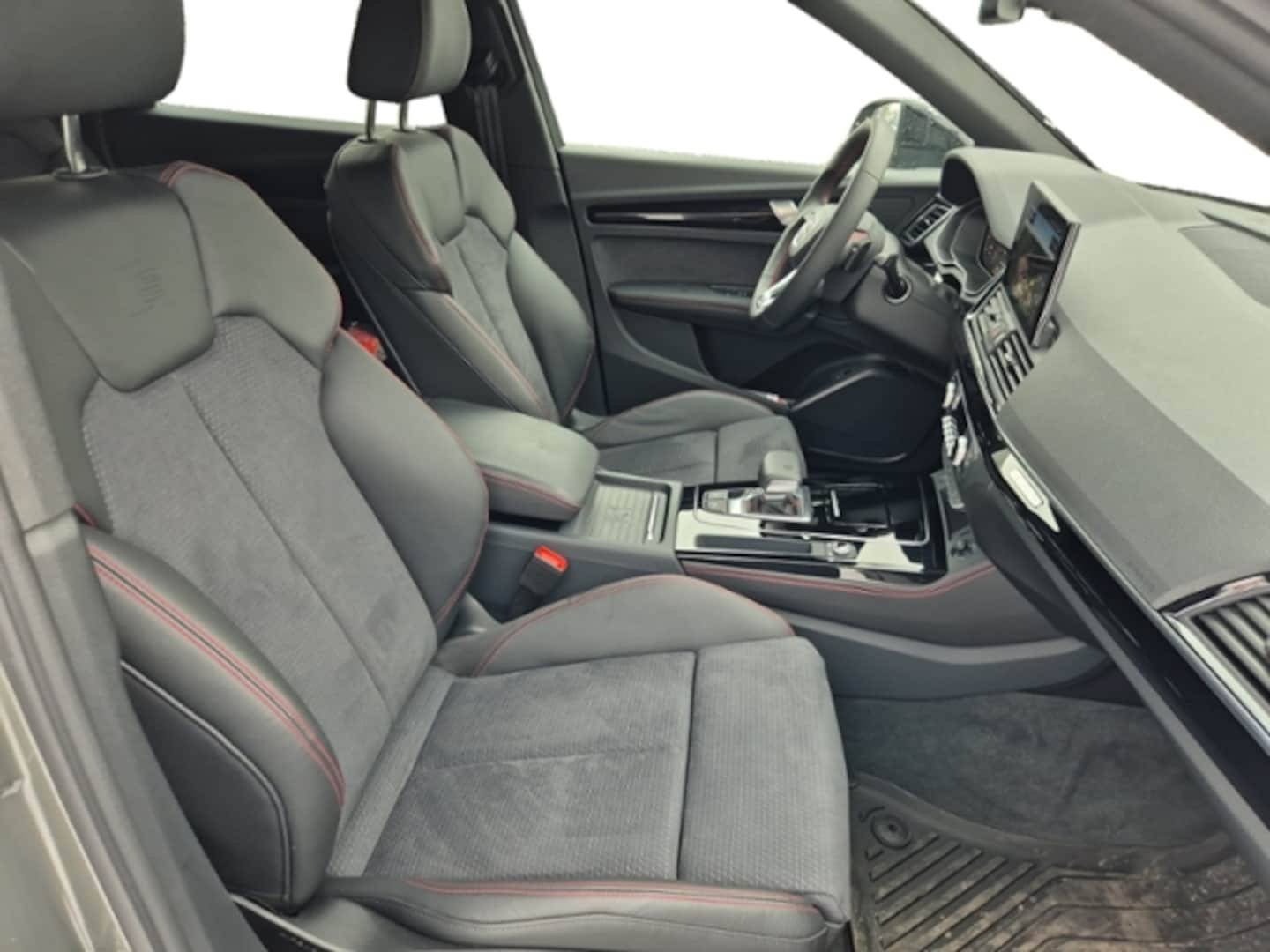 Bild über Audi Q5 50 TDI quattro tiptronic - für weitere Informationen kontaktieren Sie den Audi Partner