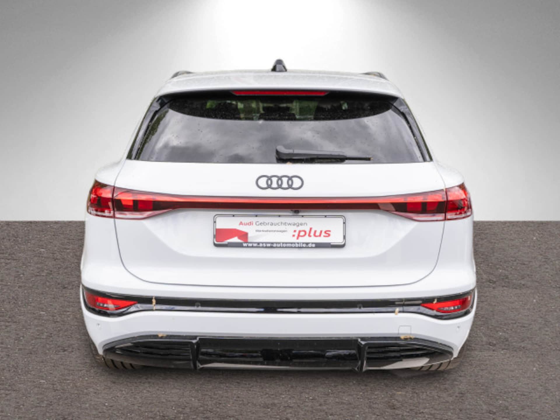Audi Q6 SUV e-tron