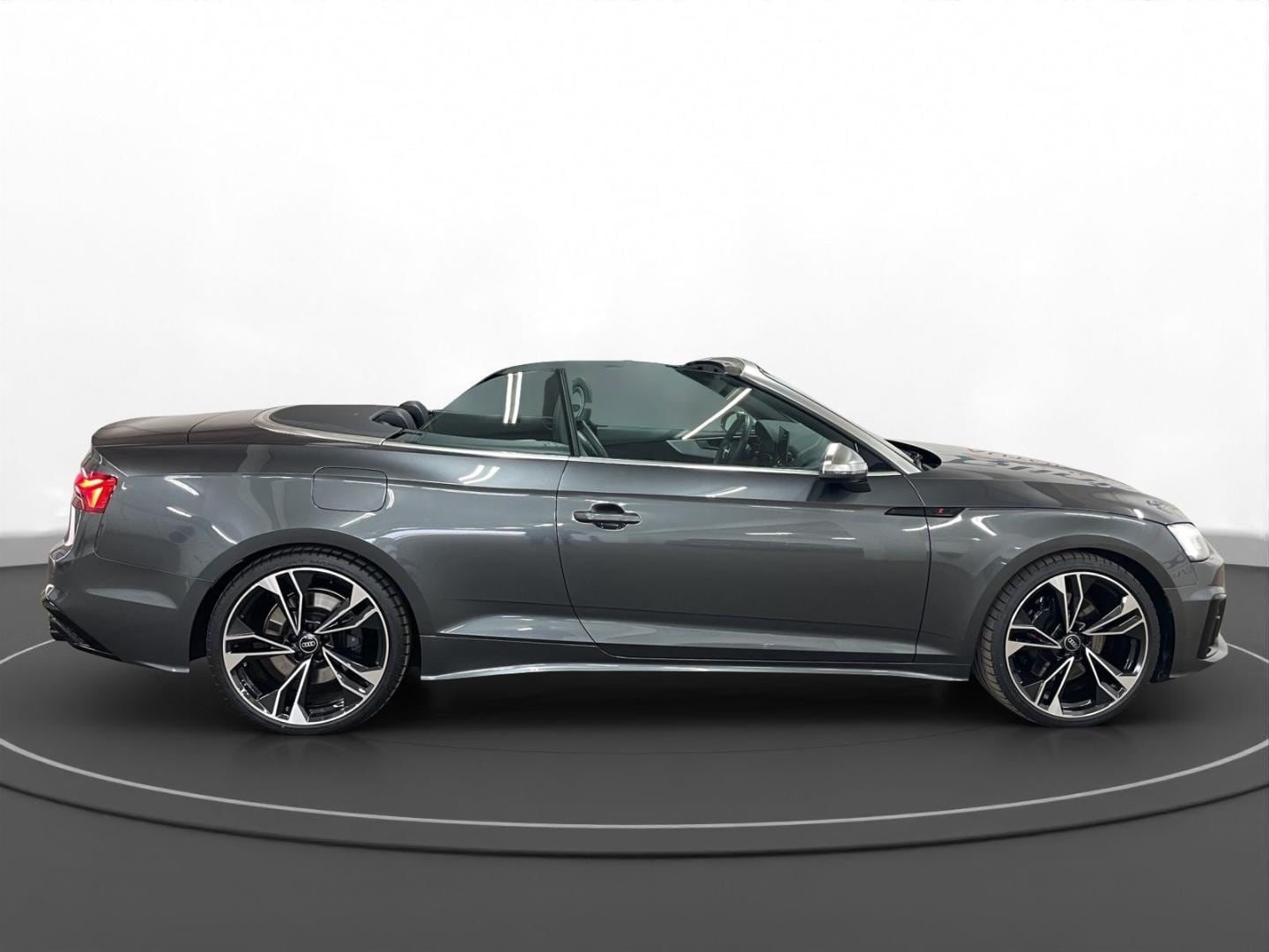 Bild über Audi S5 Cabriolet TFSI quattro tiptronic - für weitere Informationen kontaktieren Sie den Audi Partner