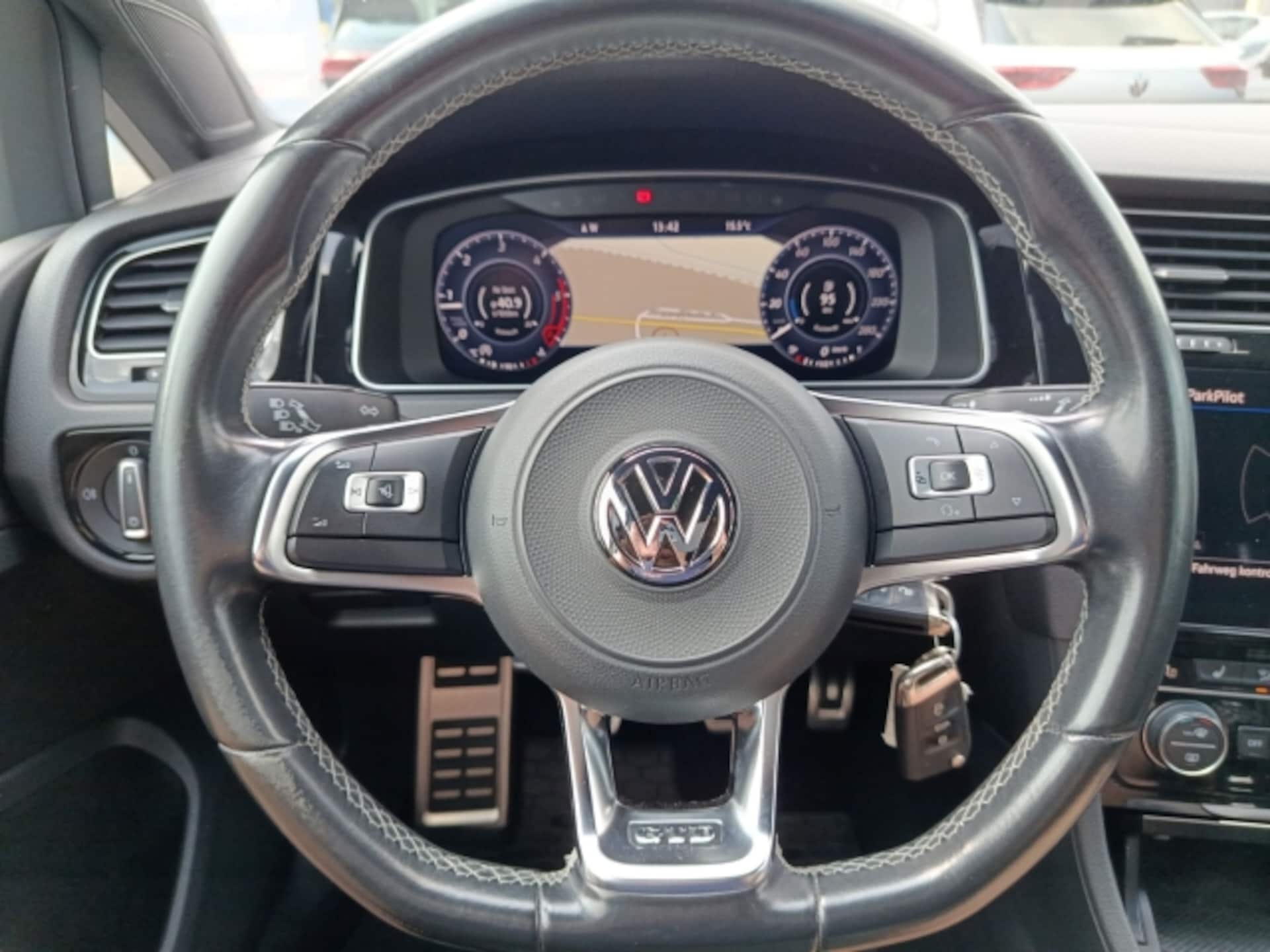 Volkswagen Golf Variant GTD
