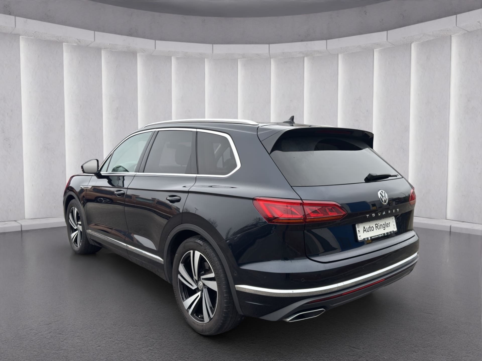 Volkswagen Touareg Basis-Modell