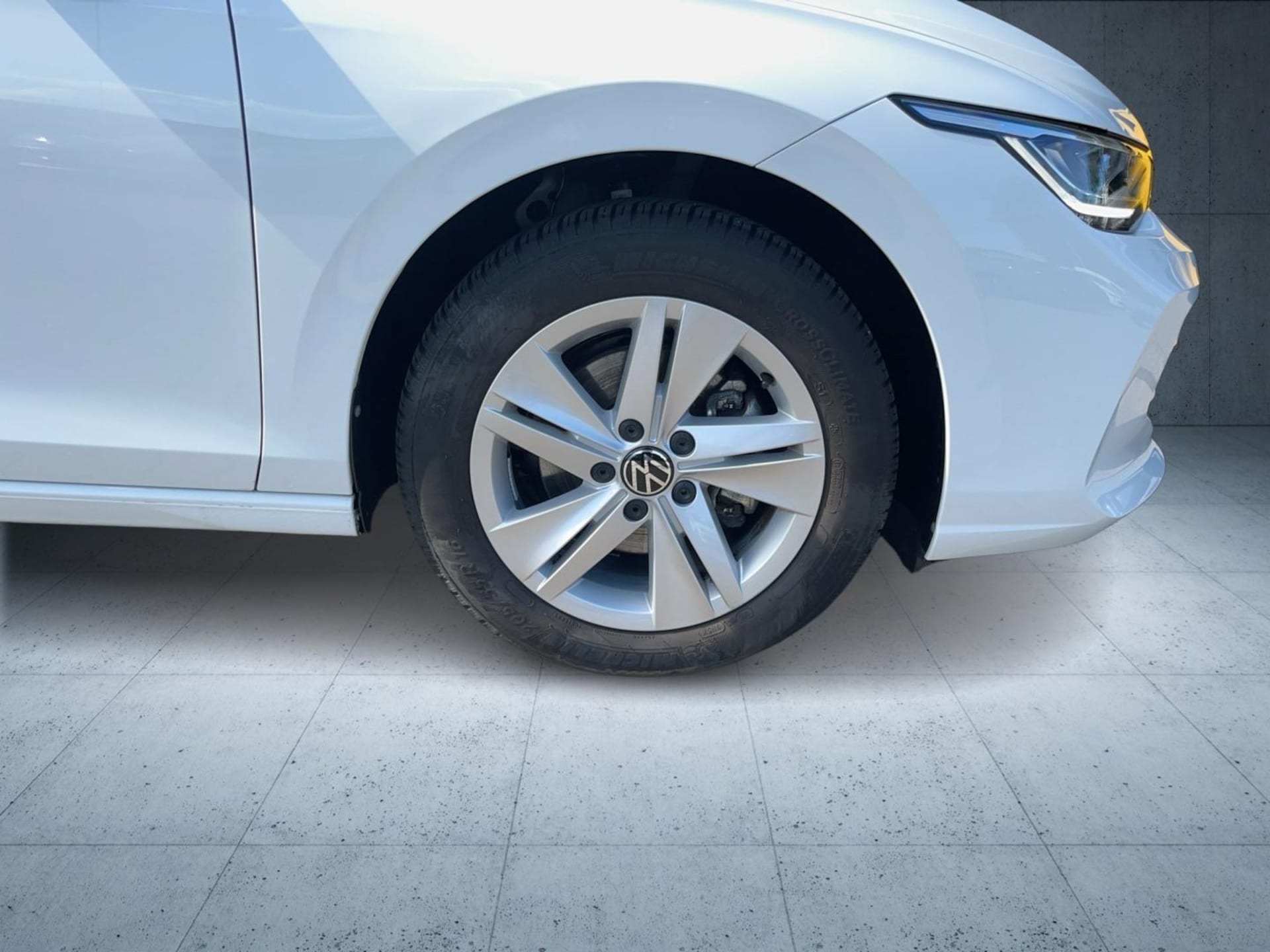 Volkswagen Golf Life