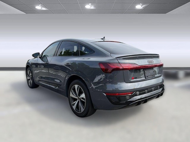 2024 Audi Q8 Sportback e-tron