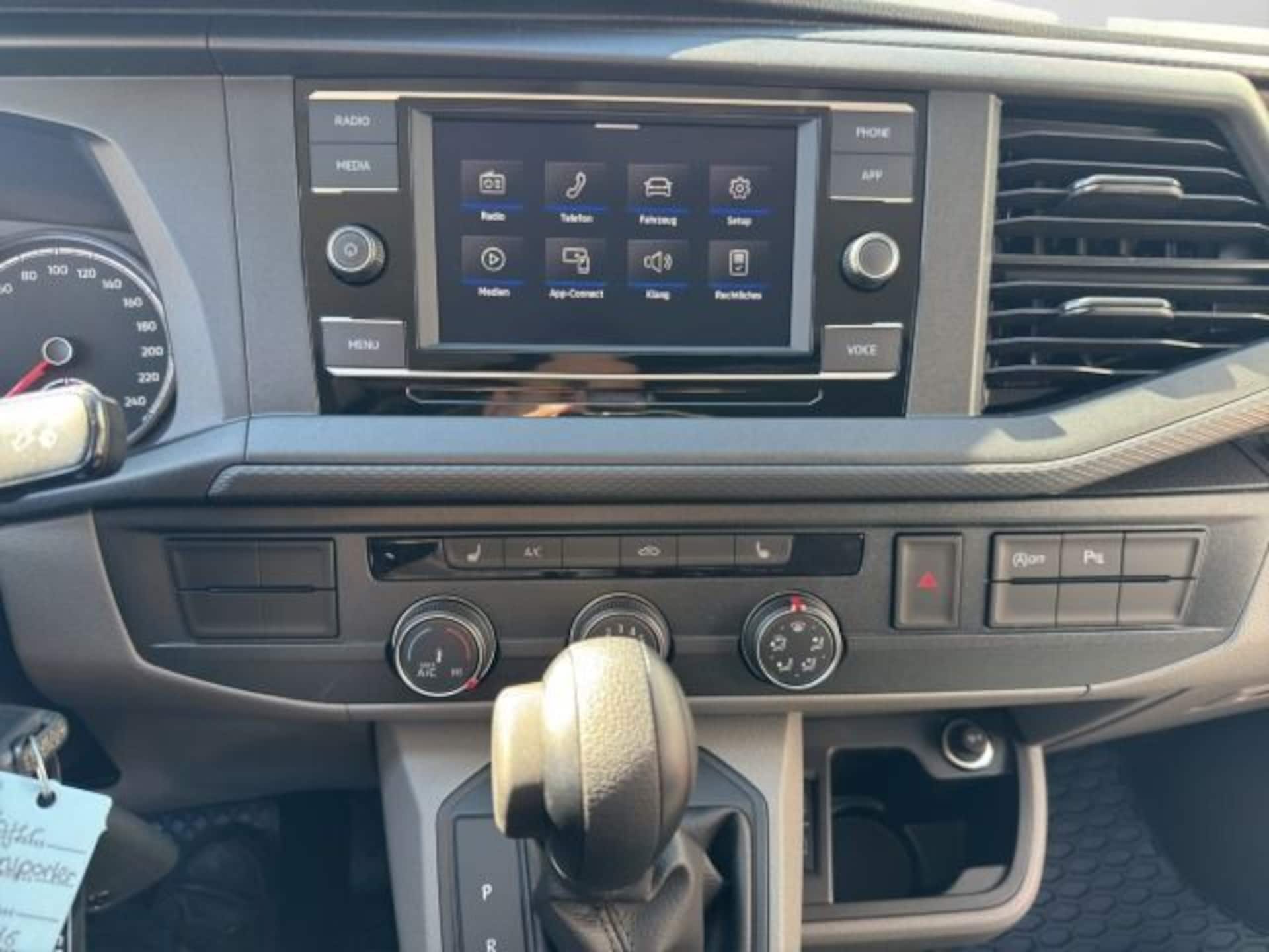 Volkswagen T6.1 Transporter Kasten langer Radstand