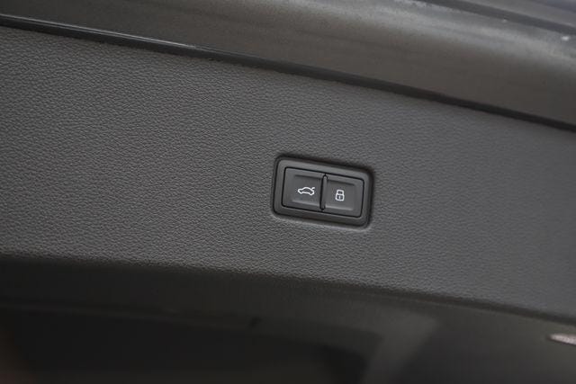 2026 Audi Q8 Premium Plus - Photo 6