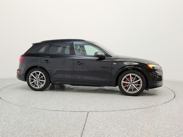 2024 Audi Q5 TFSI e