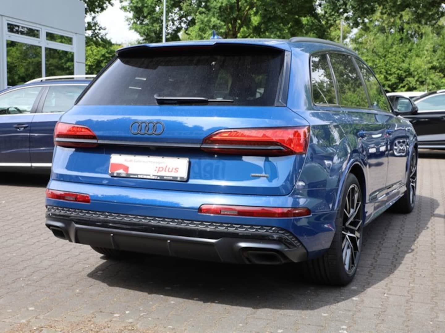 Bild über Audi Q7 SUV S line business TFSI quattro 250 kW tiptronic - für weitere Informationen kontaktieren Sie den Audi Partner