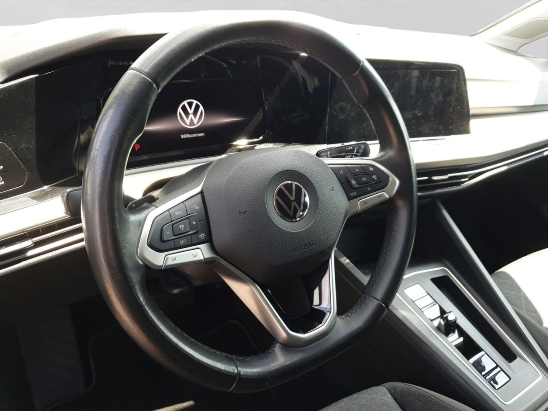Volkswagen Golf Variant Life