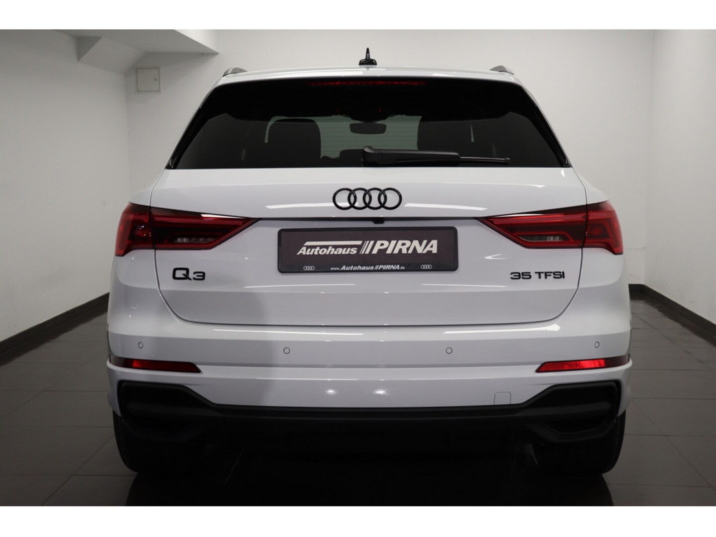 Bild über Audi Q3 TFSI 110 kW S tronic - für weitere Informationen kontaktieren Sie den Audi Partner