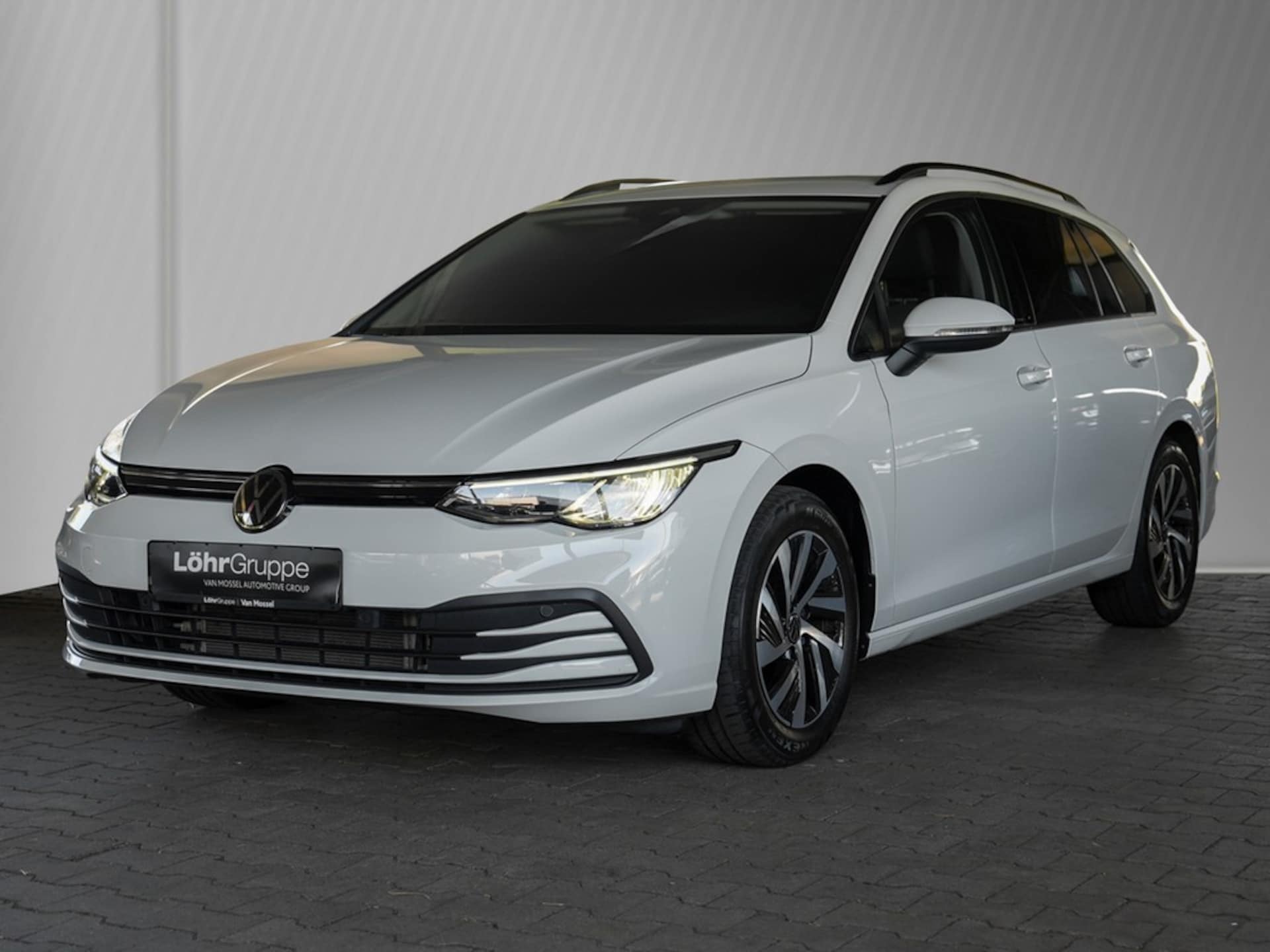 Volkswagen Golf Variant — Volkswagen Golf Variant Golf VIII Variant 2,0 TDI DSG Life,AHK,LED,Kame...