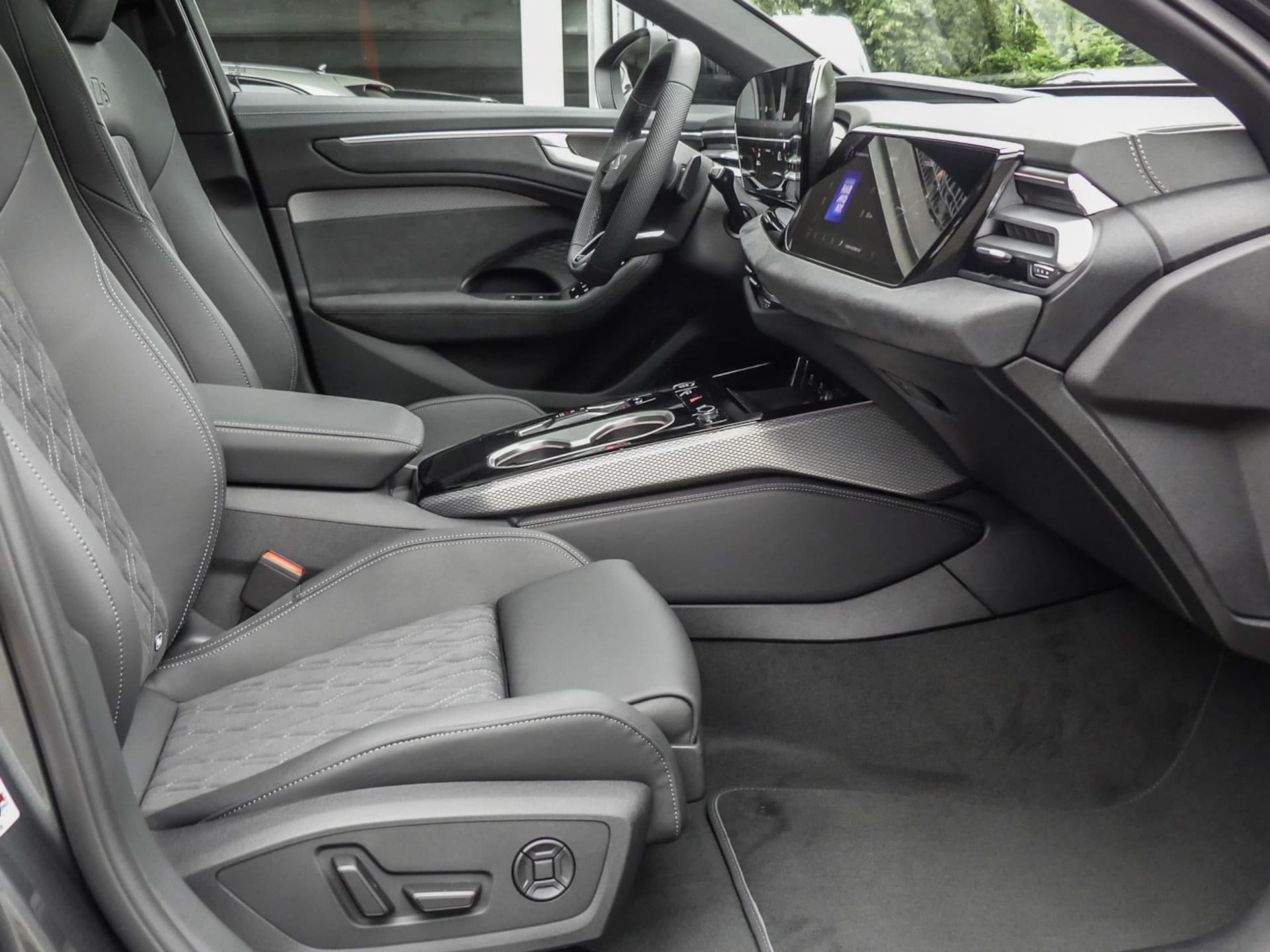 Audi A6 Avant edition one