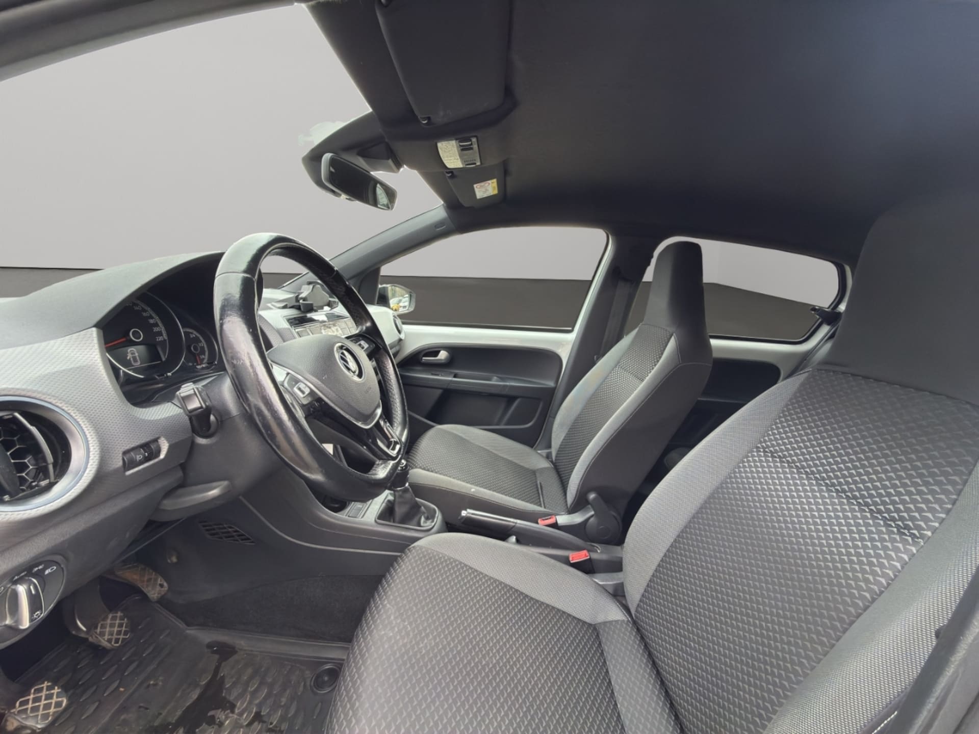 Volkswagen up! ACTIVE