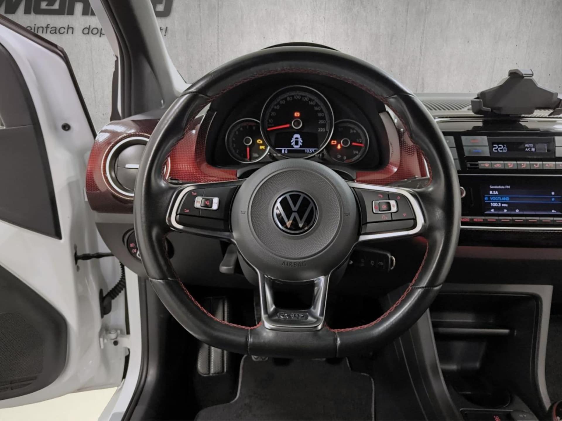 Volkswagen up! GTI