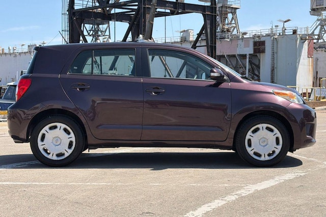 2010 Scion