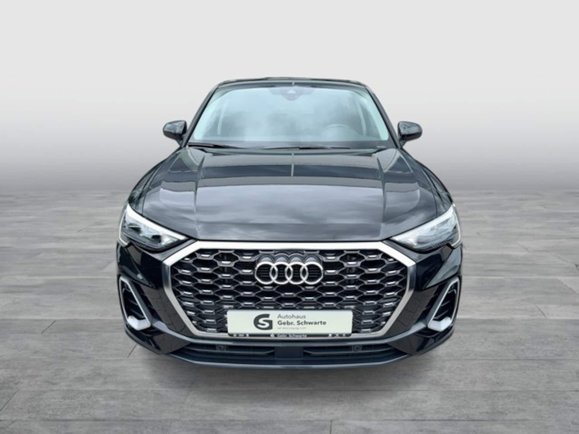 Audi Q3 Sportback S line