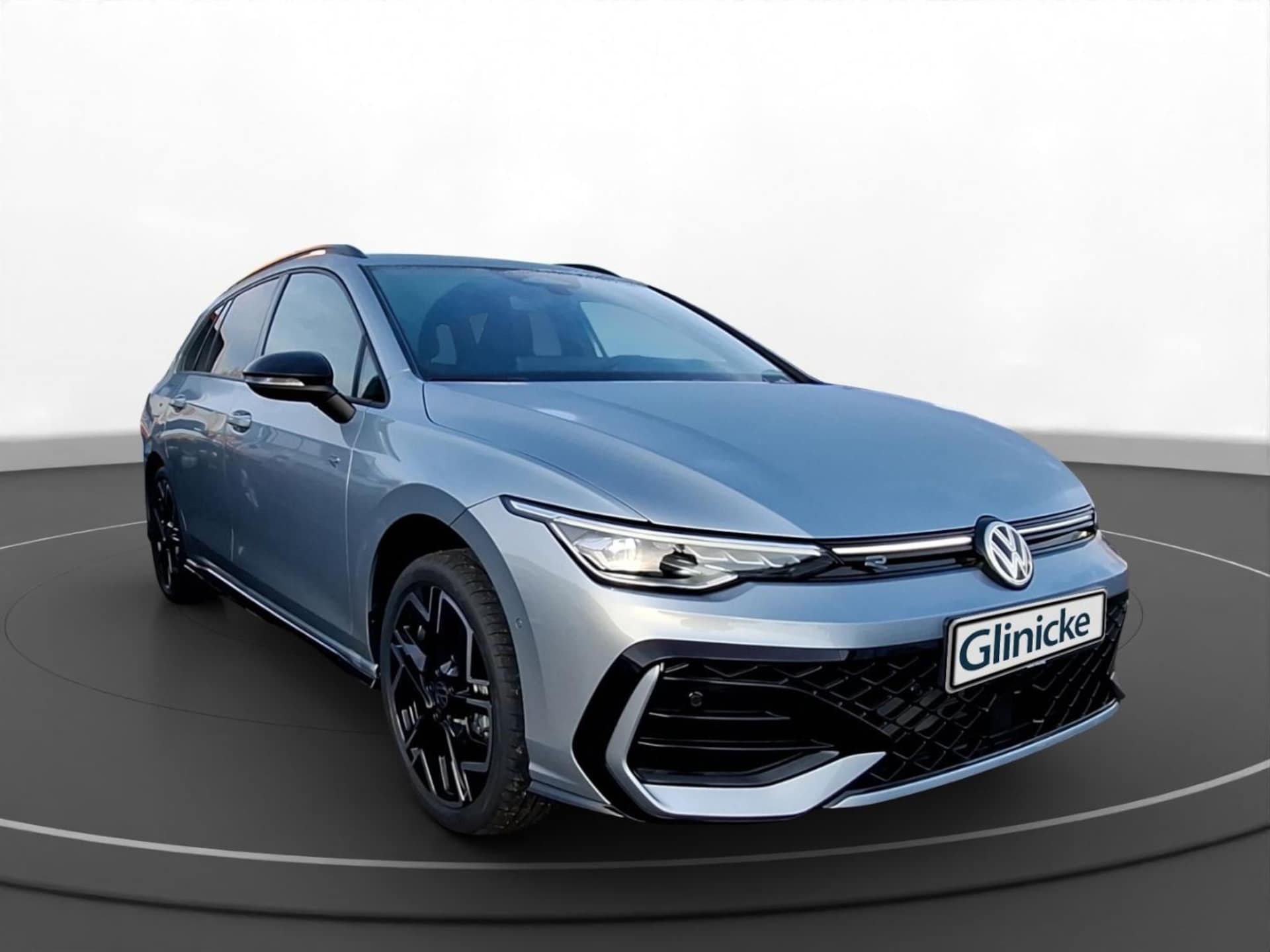 Volkswagen Golf Variant R-Line