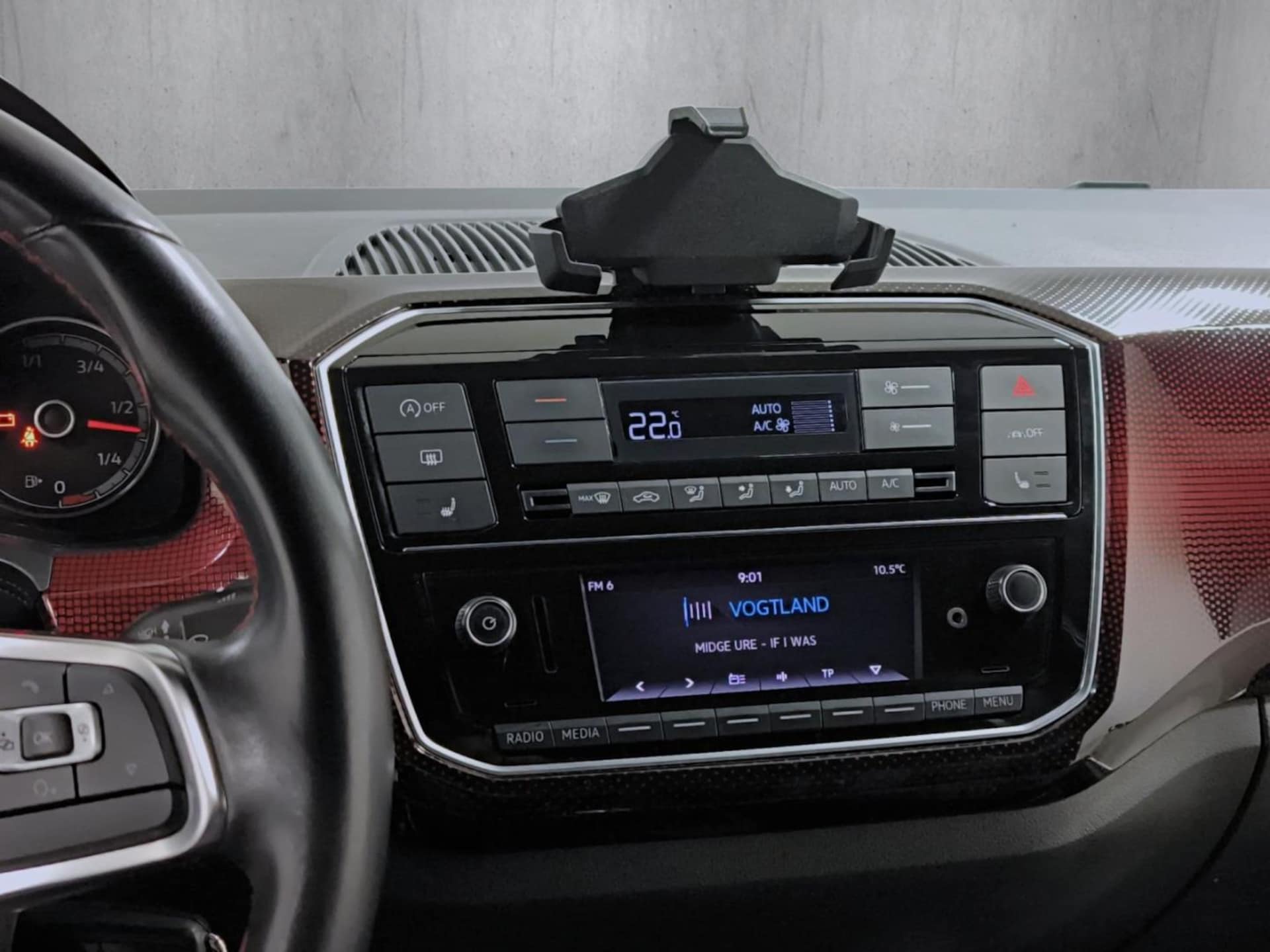 Volkswagen up! GTI