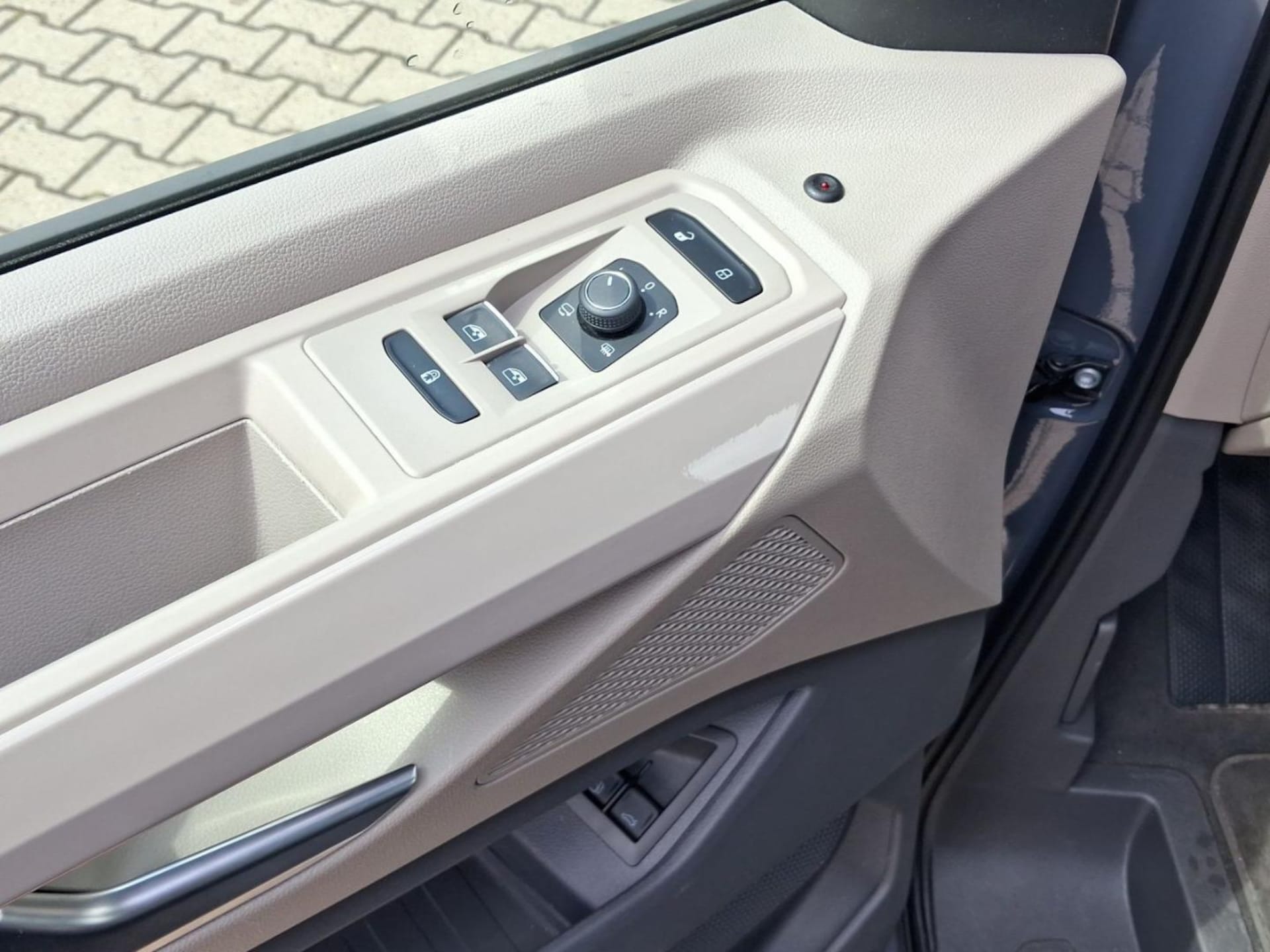 Volkswagen Multivan Style
